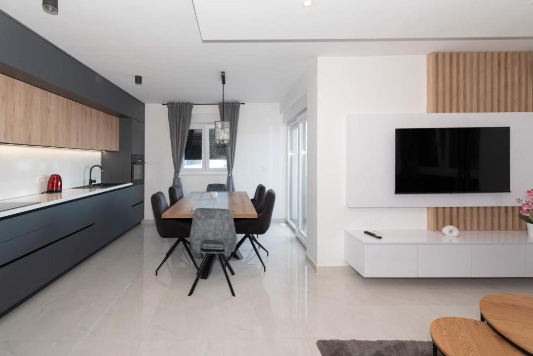 Penthouse Paola- Modern And Luxury Apartment In Задар Екстериор снимка